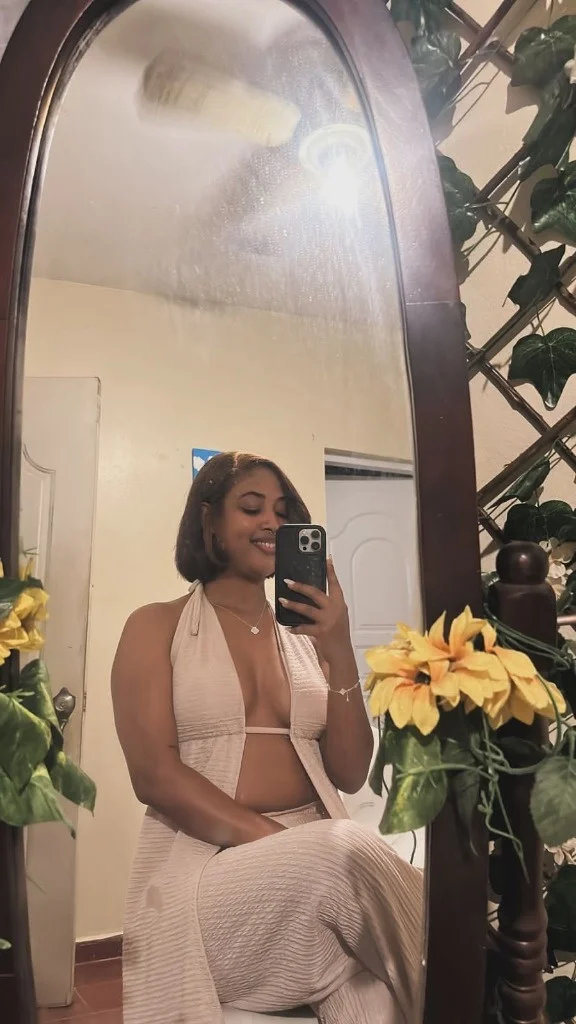 sexy brunette available in Raleigh – Women Seeking Men photo 2