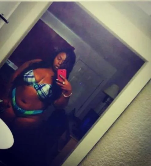 WAKE FOREST RD AREA BLO N GO SPECIALS AND QV in Raleigh – Women Seeking Men photo 4