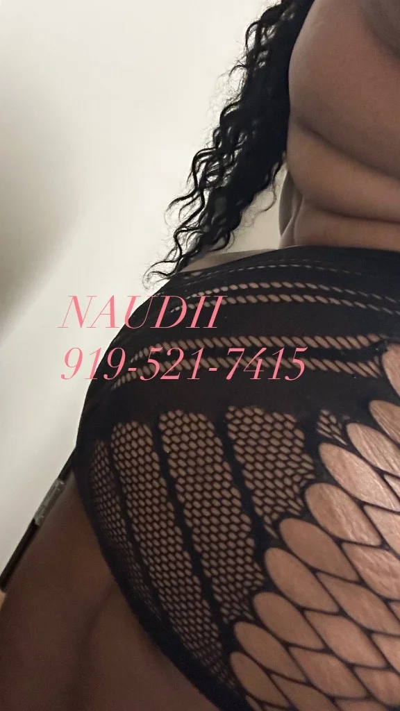 WAKE FOREST RD AREA BLO N GO SPECIALS AND QV in Raleigh – Women Seeking Men photo 5
