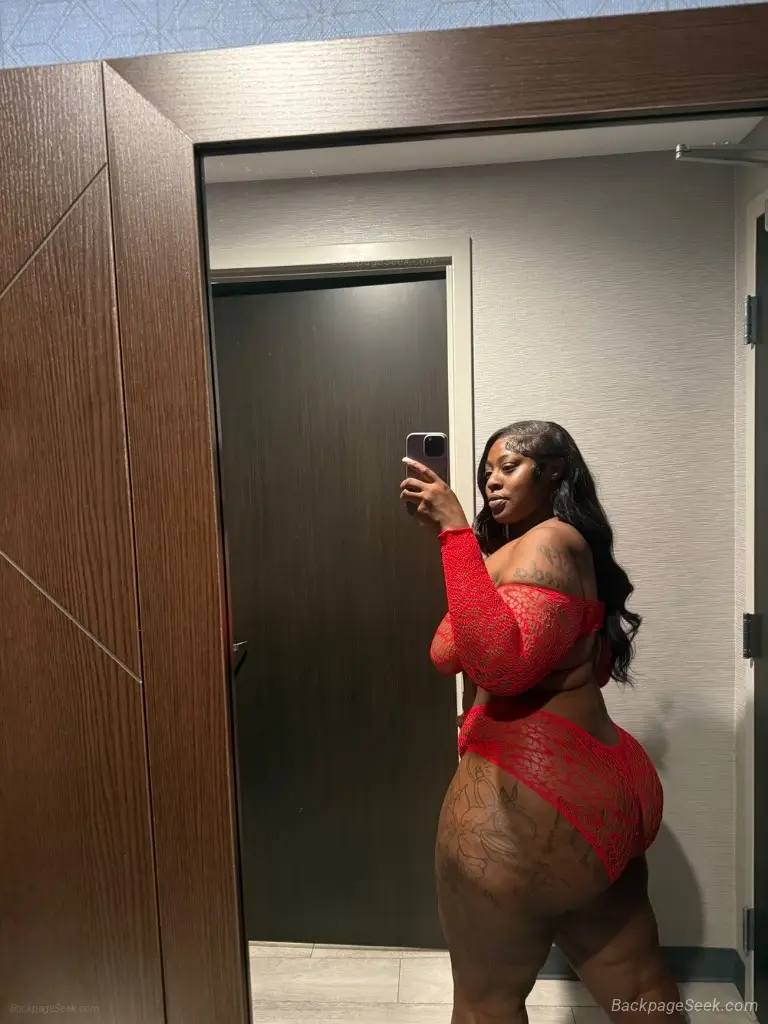 NEW BBW IN TOWN HERE UNTIL THE 26th COME FUCK A FAT ASS TIGH... in Raleigh – Women Seeking Men photo 3