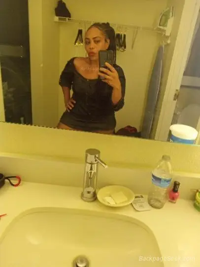 Deep throat in Raleigh – Women Seeking Men photo 2