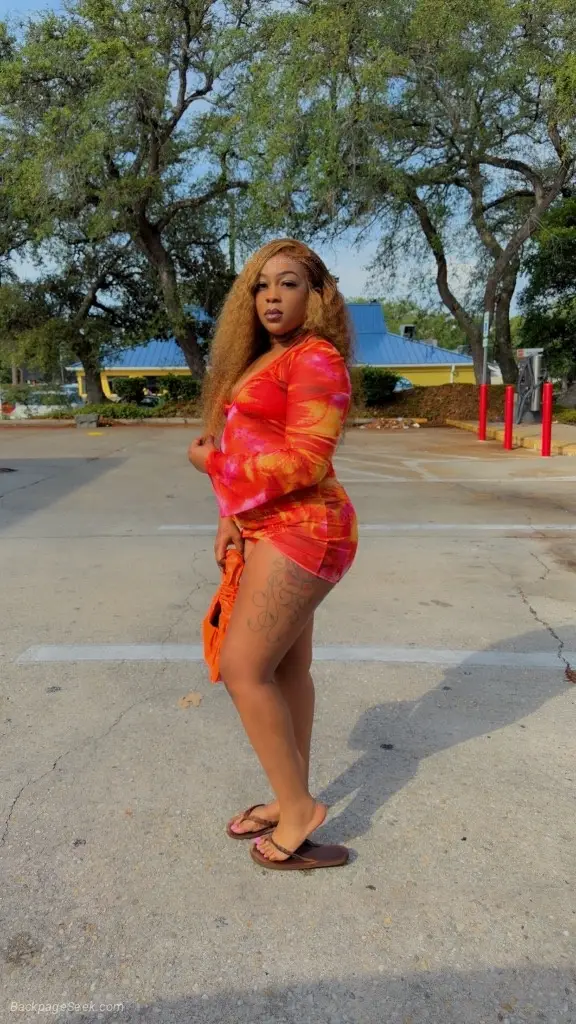 Available Now Let's have fun Elegant Beautiful and ExoticDol... in Raleigh – Women Seeking Men photo 4