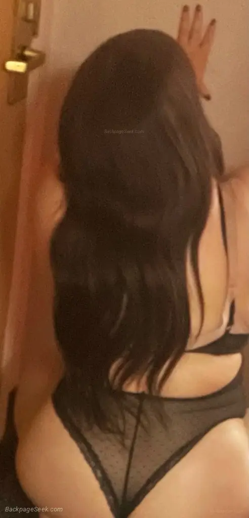curvy latina sexy pretty and friendly with a nice body in Raleigh – Women Seeking Men photo 6