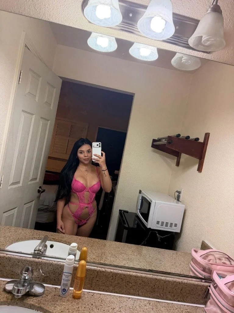 Available Incall Outcall CarFun Serious people text me only in Reno - Women Seeking Men