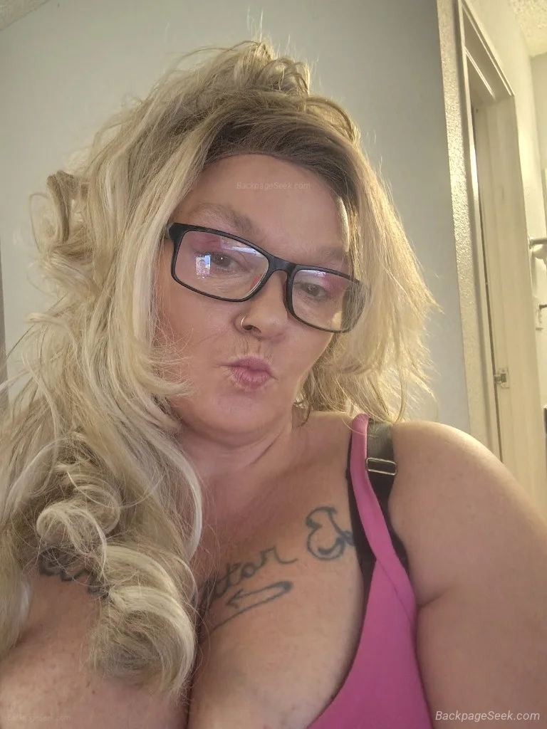 NEW NUMBER SAME SEXXXY MILF GOOD SERVICE AINT CHEAP CHEAP SE... in Reno – Women Seeking Men photo 2