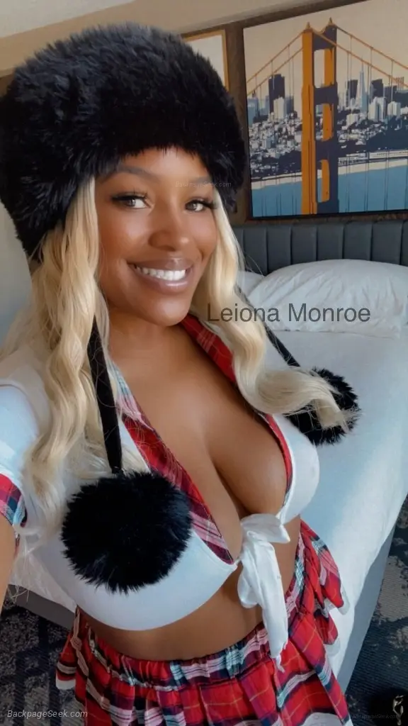 Reno- Sexy and Sweet Busty Playmate