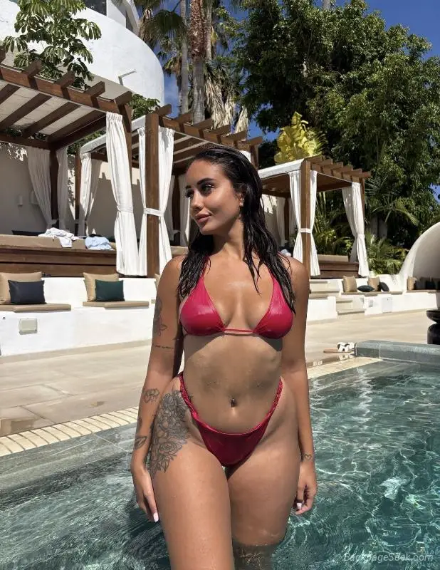 I m available for fun service or sex video chat