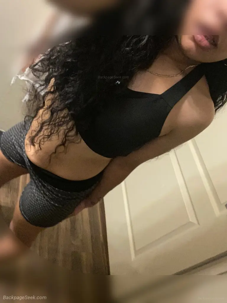 Come have a Private Date with a SEXY PETITE Mixed Treat in Reno – Women Seeking Men photo 6