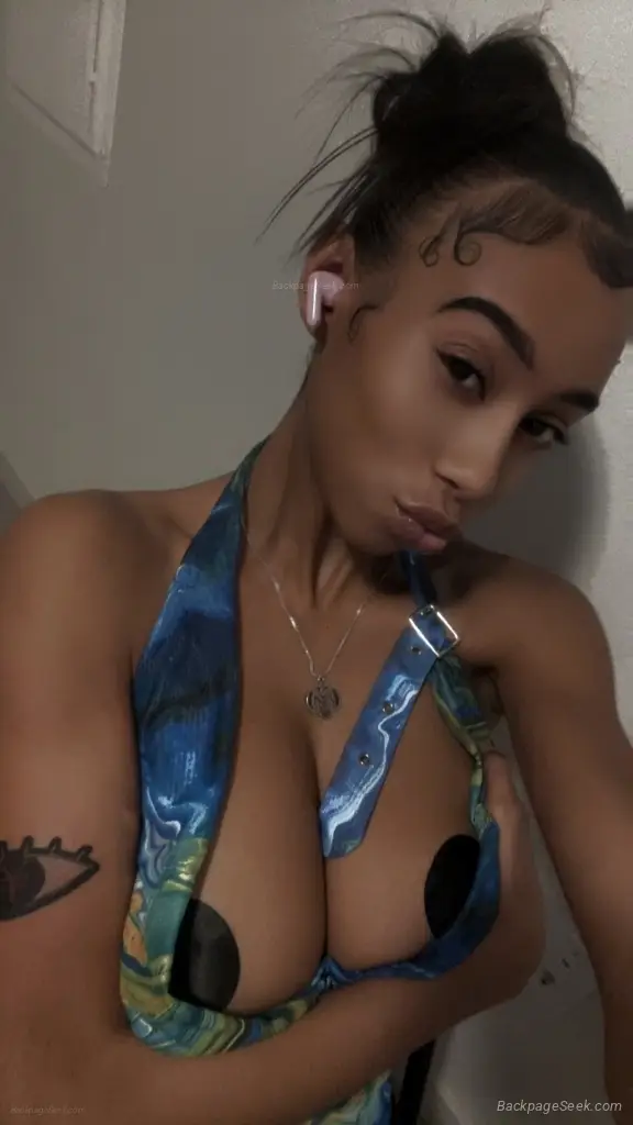 NATURAL GODDESS In s s NEW IN TOWN YOUR NEW FAV Slip into so... in Reno – Women Seeking Men photo 3