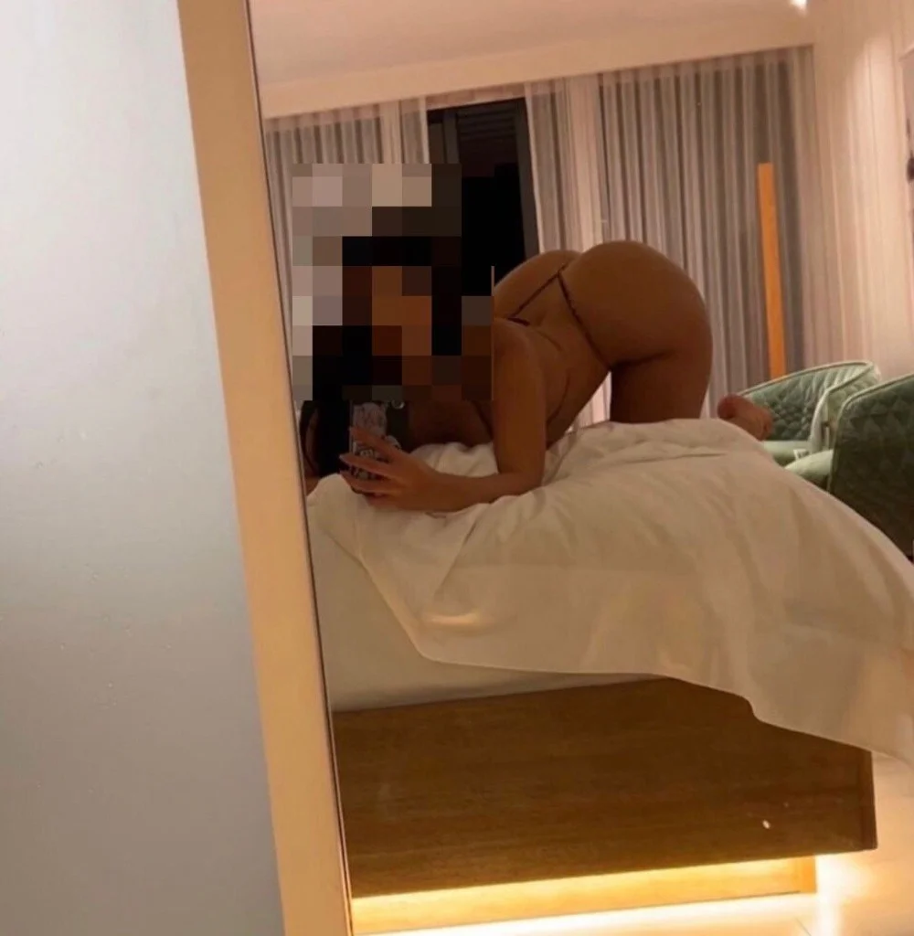 latina joven y nalgona de visita cash solamente in Richmond – Women Seeking Men photo 3