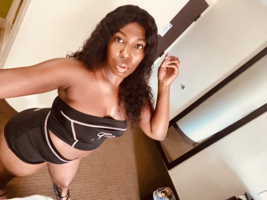 Available on Willis Rd in Richmond – Women Seeking Men photo 5