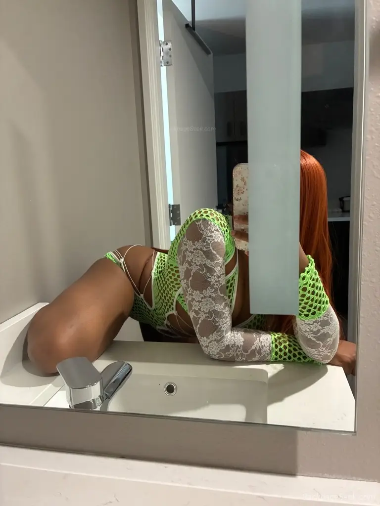 qv special come see me limited time only sweet petite Chines... in Richmond – Women Seeking Men photo 4