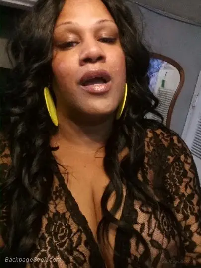 sexy Bella in Richmond – Women Seeking Men photo 5