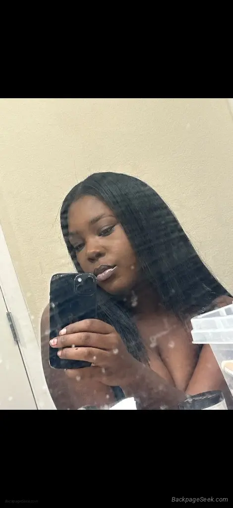 Come have some fun with a sexy thick chocolate in Richmond – Women Seeking Men photo 4