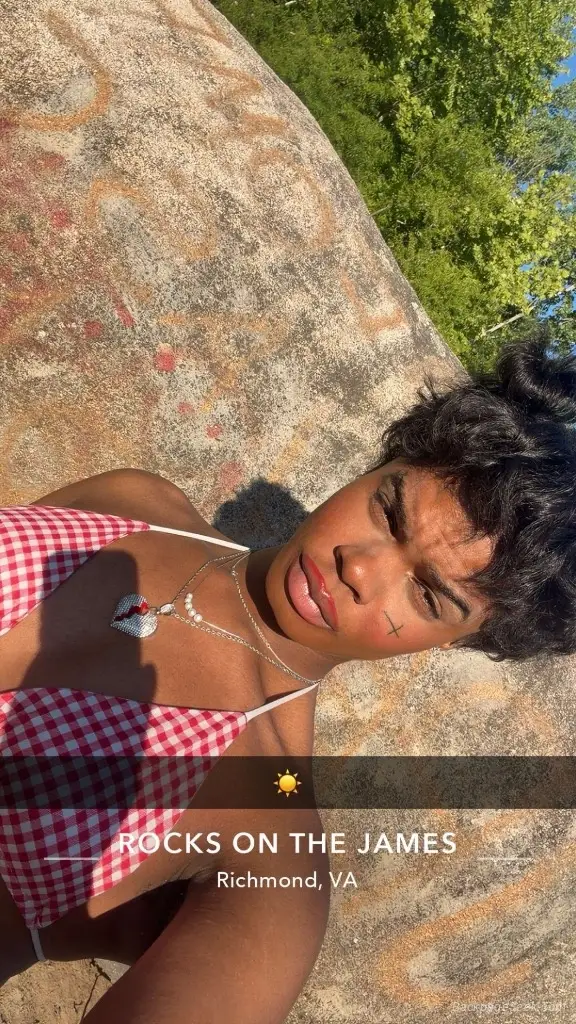 Star outcalls only