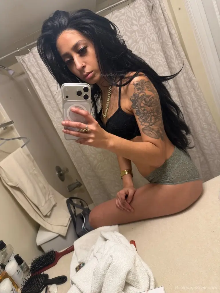 LOKITA - LATINA & NEW FRIEND HENNESY