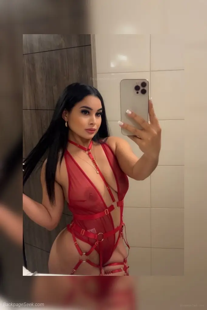 bomshell latina in Rochester