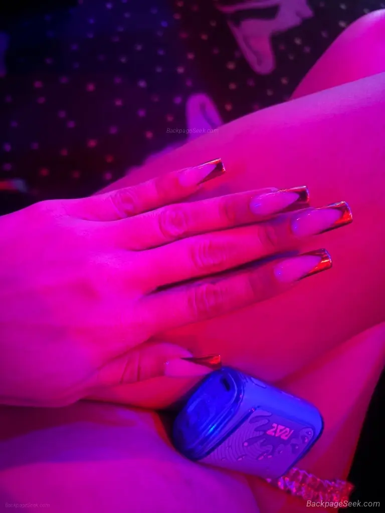 prettier and wetter than the REST facetime me no bluffs in Rochester – Women Seeking Men photo 2