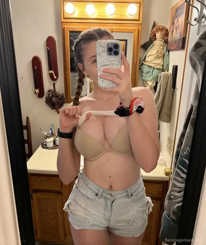 Young Hot Sexy Queen Ready to Play Incall Outcall Car Fun Pa... in Rochester – Women Seeking Men photo 4