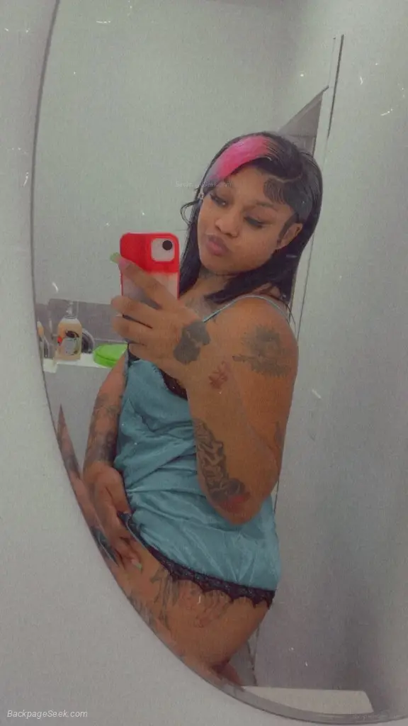last month working see me while you can Lets play in Rochester – Women Seeking Men photo 4