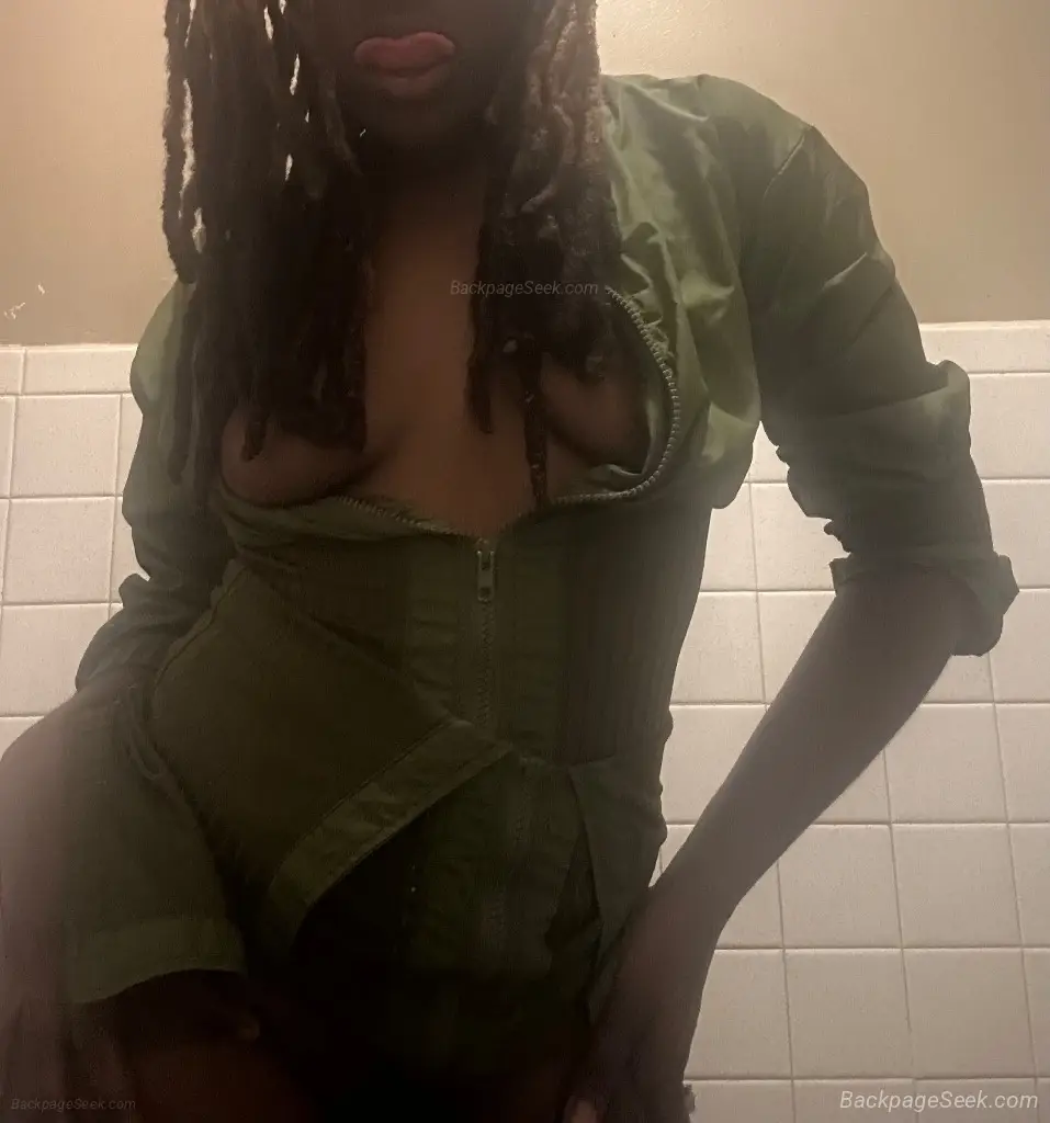 INCALLAndOUTCALL 2GURL Pretty Face and Sweet Taste INCALL an... in Rockford – Women Seeking Men photo 3