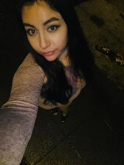 Beautiful All American Latina with Nice legs GFE INCALL and in Sacramento – Women Seeking Men photo 4