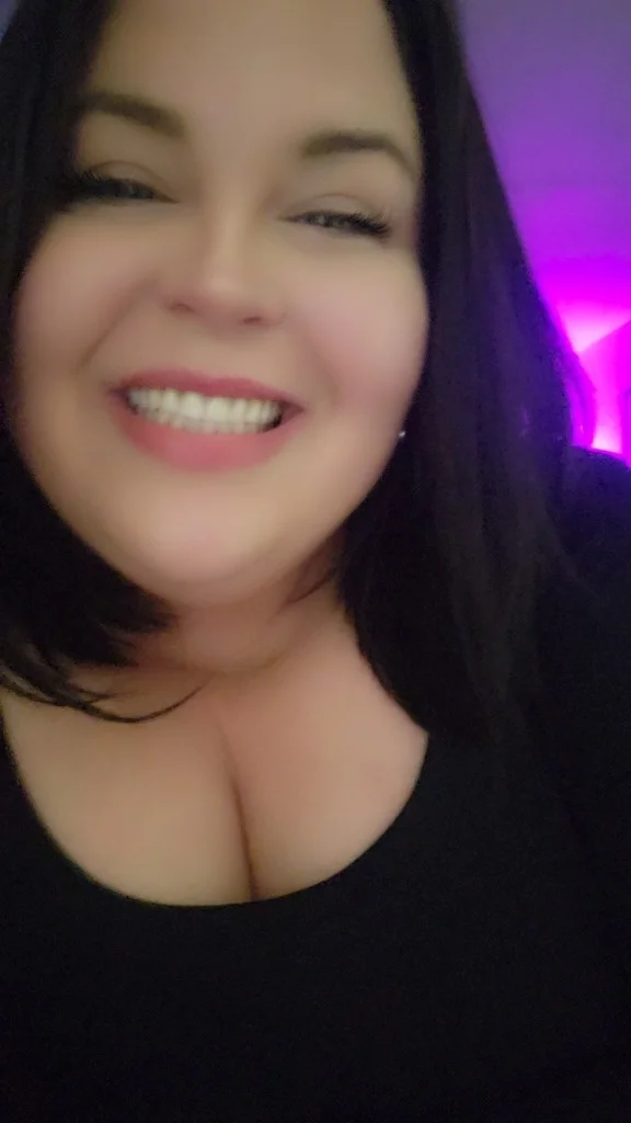 SURPRISE Sunday SPECIAL Get Seduced by this Plump Juicy and... in Sacramento – Women Seeking Men photo 4