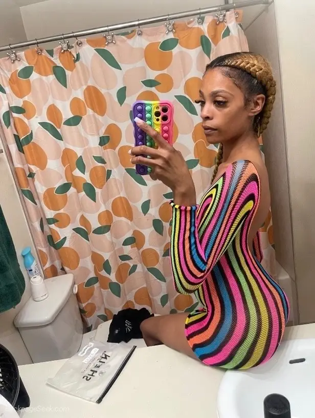 Petite Sexy and Discreet Always Ready For Some Fun in Sacramento – Women Seeking Men photo 2