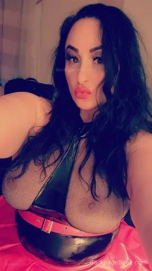 38DDD Milf Busty Curvy Brittany is back Simply The BestI'm j... in Sacramento – Women Seeking Men photo 3