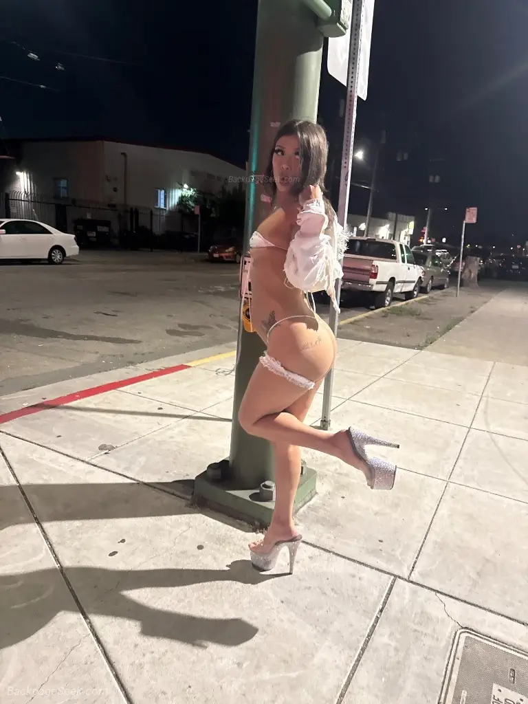 lets have fun in Sacramento – Women Seeking Men photo 5
