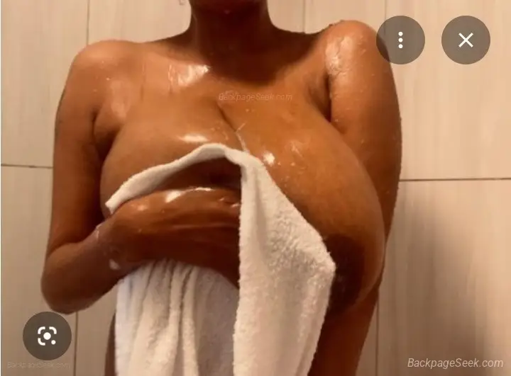 Summer Time fun time with Busty Britt available for cardates... in Sacramento – Women Seeking Men photo 3