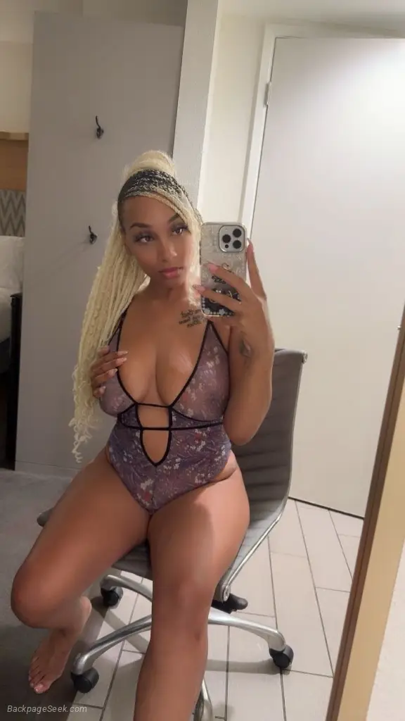 IM PRADA RANCHO AREA JUST VISITING INCALLS & OUTCALLS