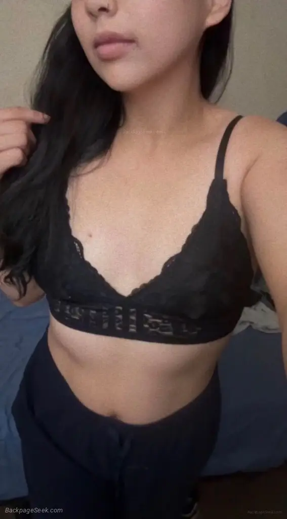 Asian mami available incall