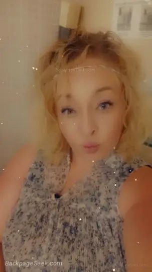 Unique Exotic Italian and Mexican kinky wet tight pussy you... in Sacramento – Women Seeking Men photo 2