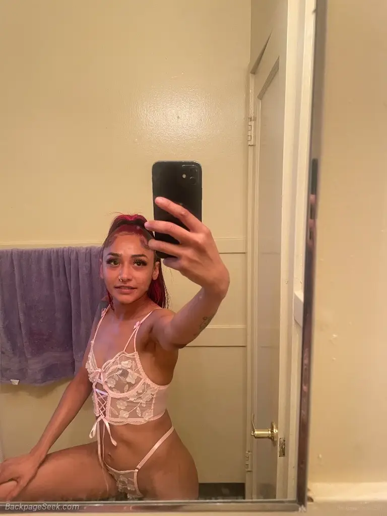 DrippinWetPetite SuperKinky Let's Play Outcall Carfun in Sacramento – Women Seeking Men photo 3