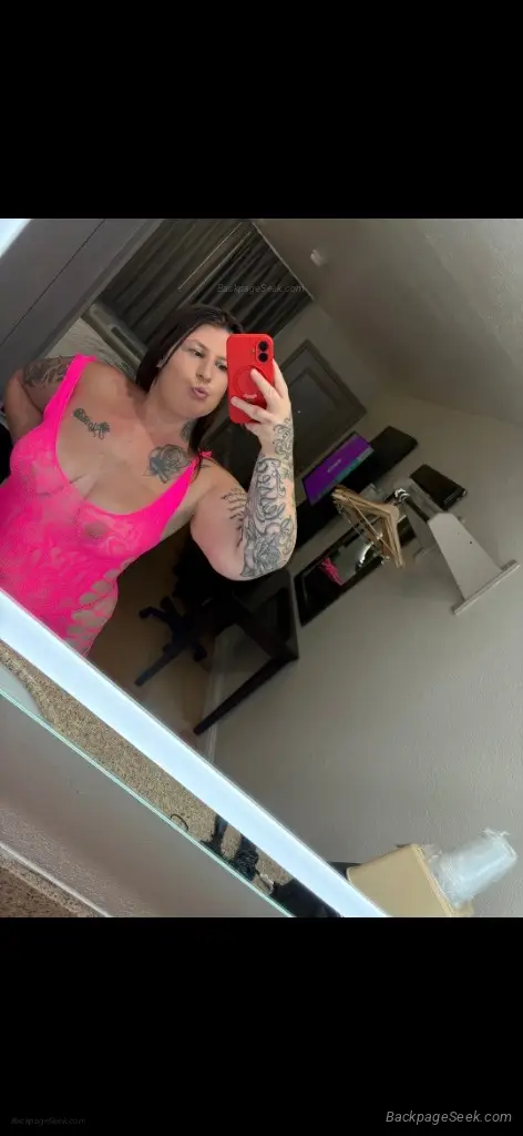 your favorite snow bunny in Sacramento – Women Seeking Men photo 4