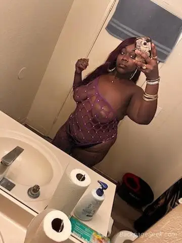 QV 60 Pretty Thick Chocolate Haitian x Samoan Beauty Sweet in Sacramento – Women Seeking Men photo 4