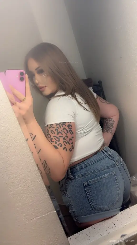 KANDI in Sacramento – Women Seeking Men photo 6