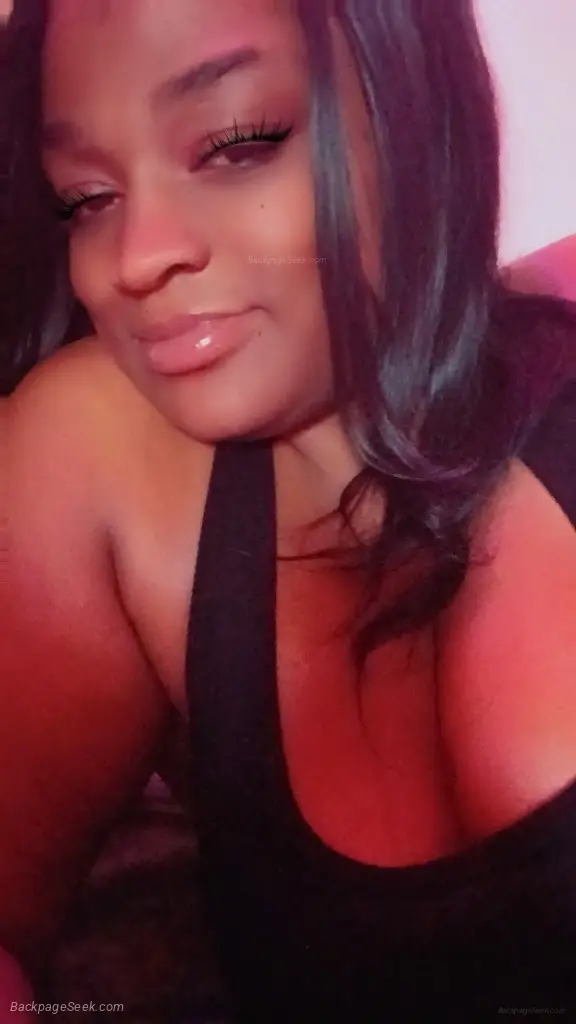 come play with me in Sacramento – Women Seeking Men photo 2