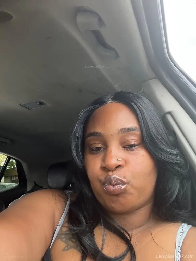 sexy wet juicy pussy in Sacramento – Women Seeking Men photo 3