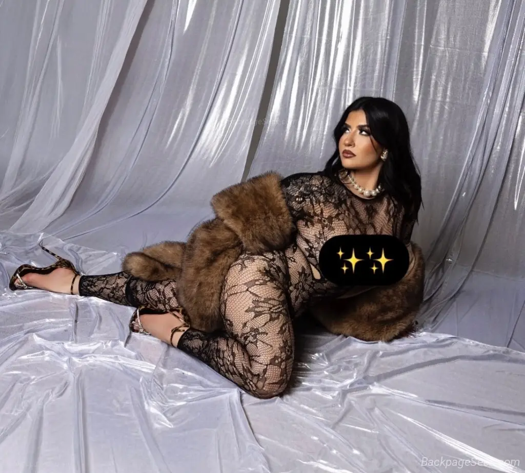 HIGH END CLASSY AND CURVY LATIN in Sacramento – Women Seeking Men photo 4