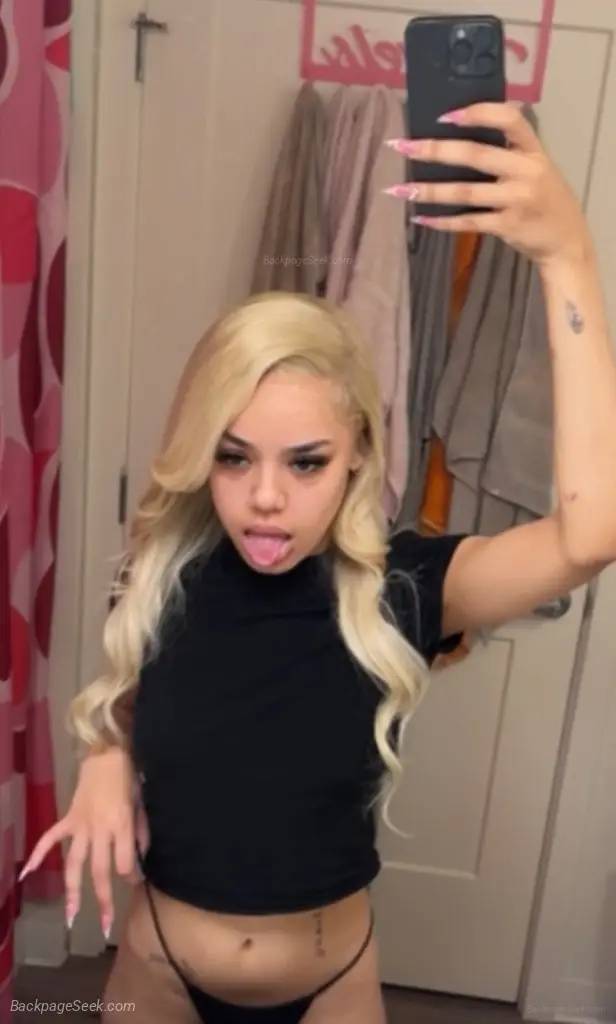 petite lightskinned honey in Sacramento – Women Seeking Men photo 3