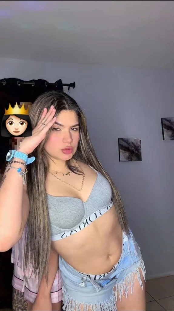 Sexy HOT girl Wanna hit me! Big Tits TEXT ME RN