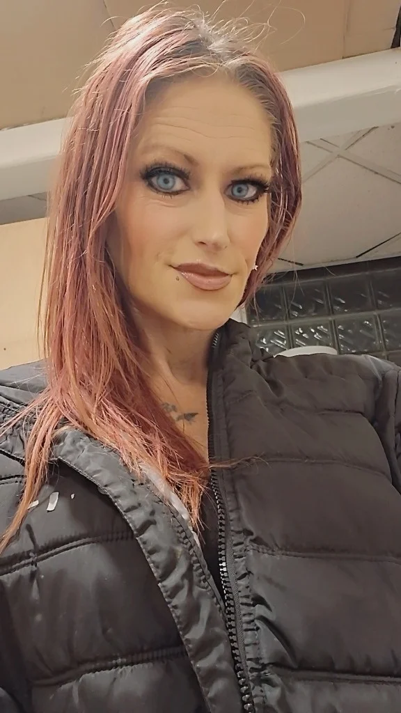 come unload with me in Salt Lake City – Women Seeking Men photo 3