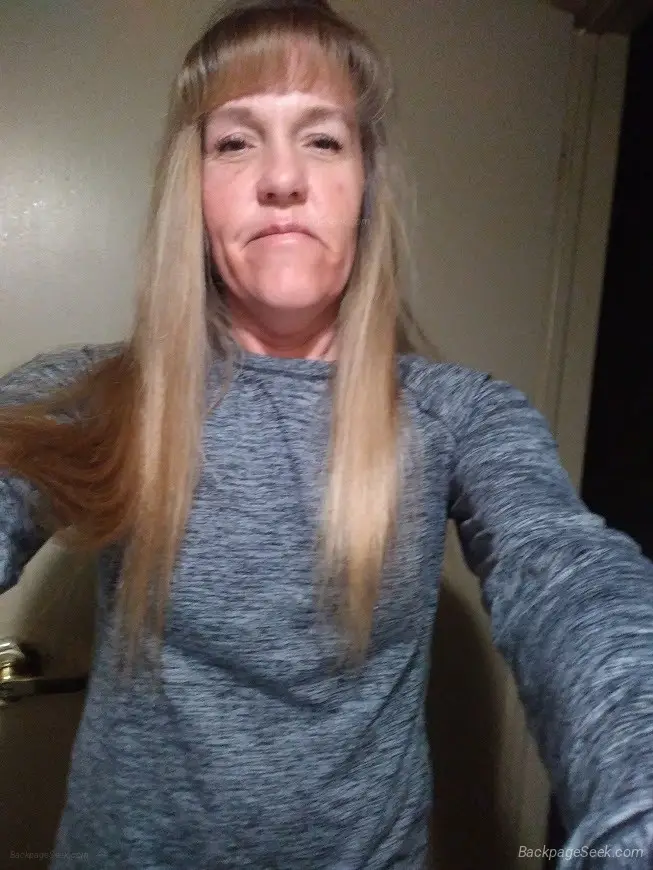 I am a 54 year old STRAIGHTFORWARD REAL WOMAN in Salt Lake City – Women Seeking Men photo 2