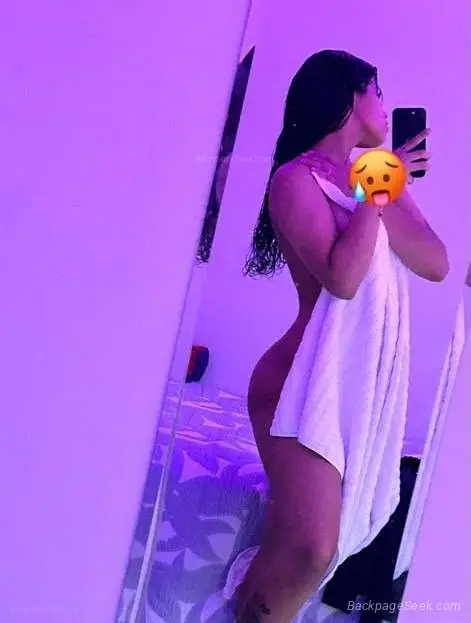 Latina sexy, atractiva y hermosa, disponible ahora para cumplir todas tus