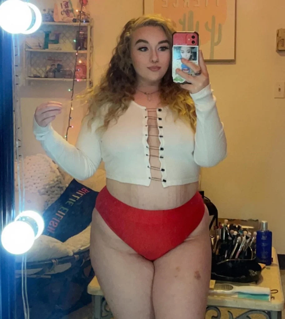 80 Specials top & bottom super wet and warm pussy I can host Including