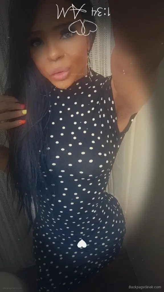hello gentlemen tired of the same ol thing cum over and dive... in San Antonio – Women Seeking Men photo 4