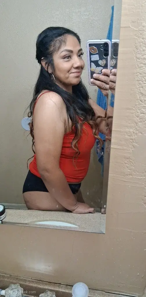 Beauty That Comes With a Warning Label in San Antonio – Women Seeking Men photo 4