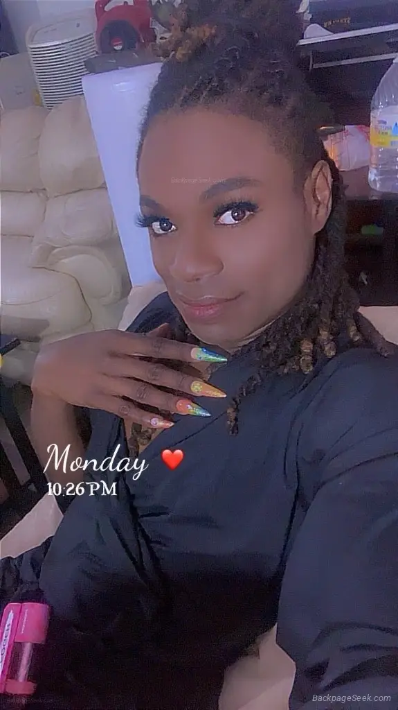 Exclusive Dark-Skinned Trans Goddess in Live Oak San Antonio in San Antonio – Women Seeking Men photo 5